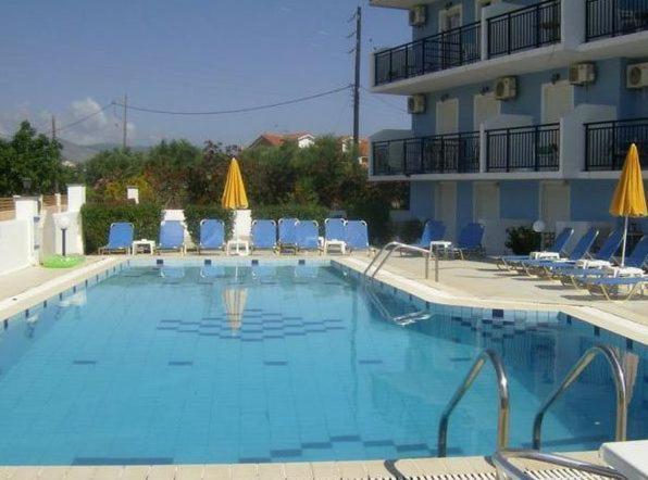 Britannia Hotel Agrilia Exterior photo